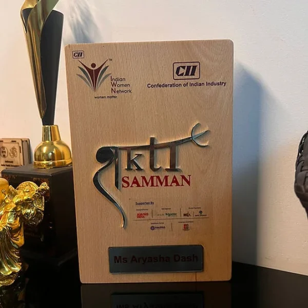 93e764_e7f4c216ba0148b1a66ba121fd7f08eemv2